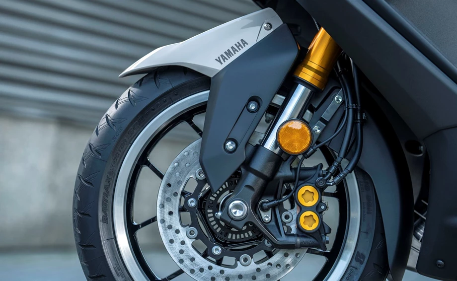 Yamaha TMAX Tech MAX Bild 23: Yamaha TMAX Tech MAX
