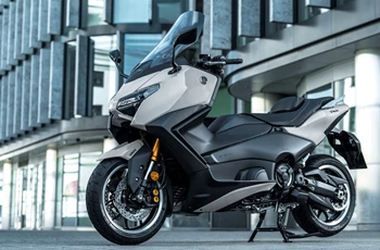 Yamaha TMAX Tech MAX 2025 - Bild 4 Yamaha TMAX Tech MAX 2025 - Bild 4