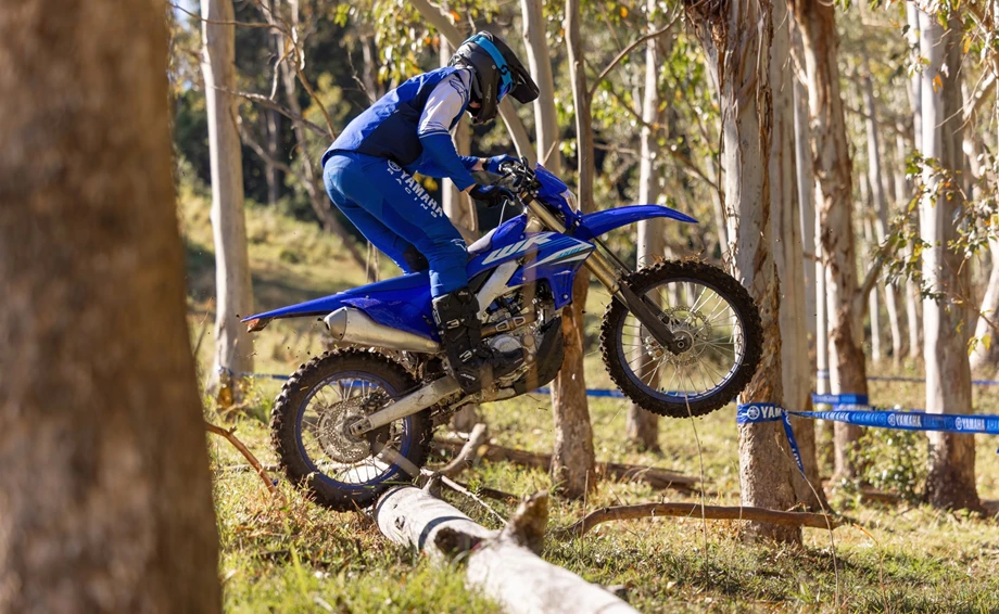Yamaha WR450F Bild 3: Yamaha WR450F