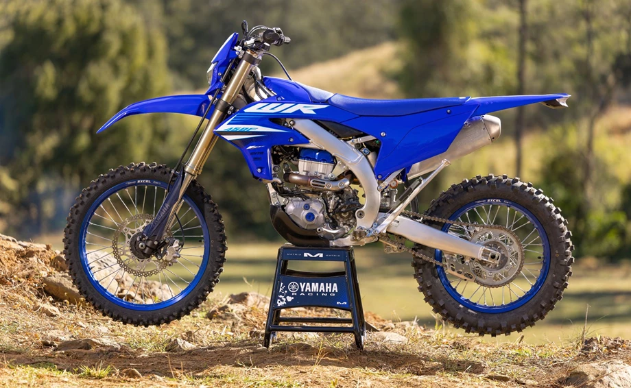 Yamaha WR450F Bild 11: Yamaha WR450F