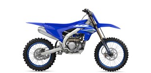 Yamaha YZ450F 2025 vs Yamaha YZ250F Monster Energy Edition 2025