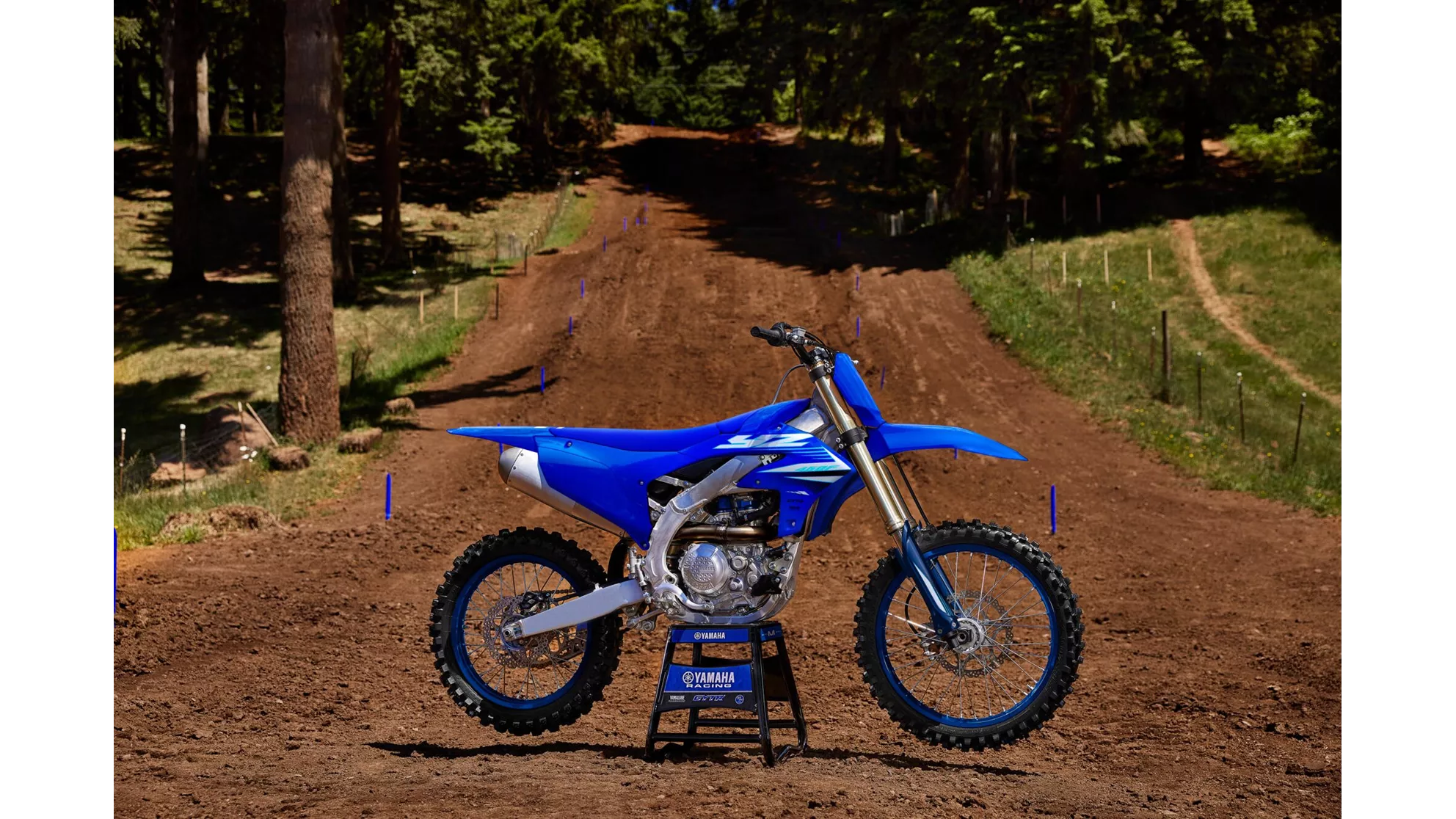 Yamaha YZ450F - Image 2 Yamaha YZ450F - Image 2