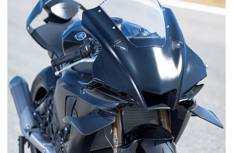 Yamaha R1 RACE 2025 Yamaha R1 RACE 2025