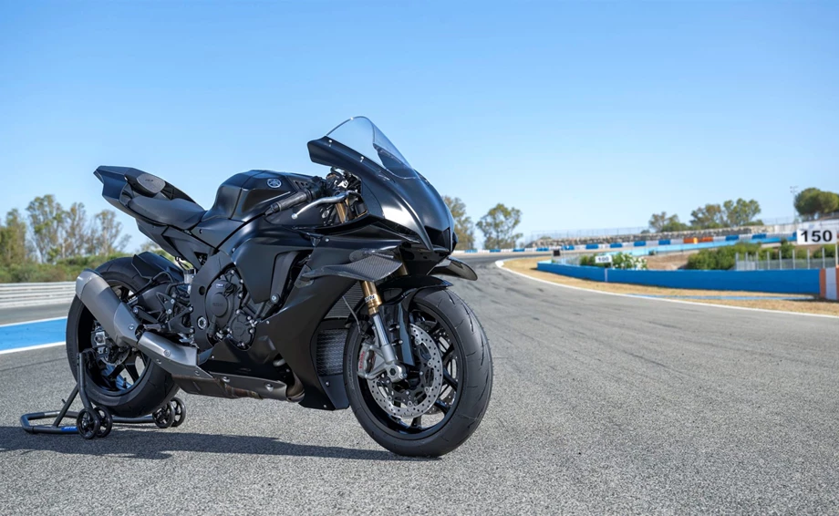 Yamaha R1 RACE Bild 7: Yamaha R1 RACE