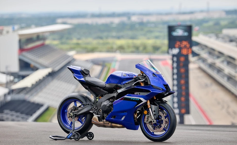 Yamaha R9 Bild 8: Yamaha R9
