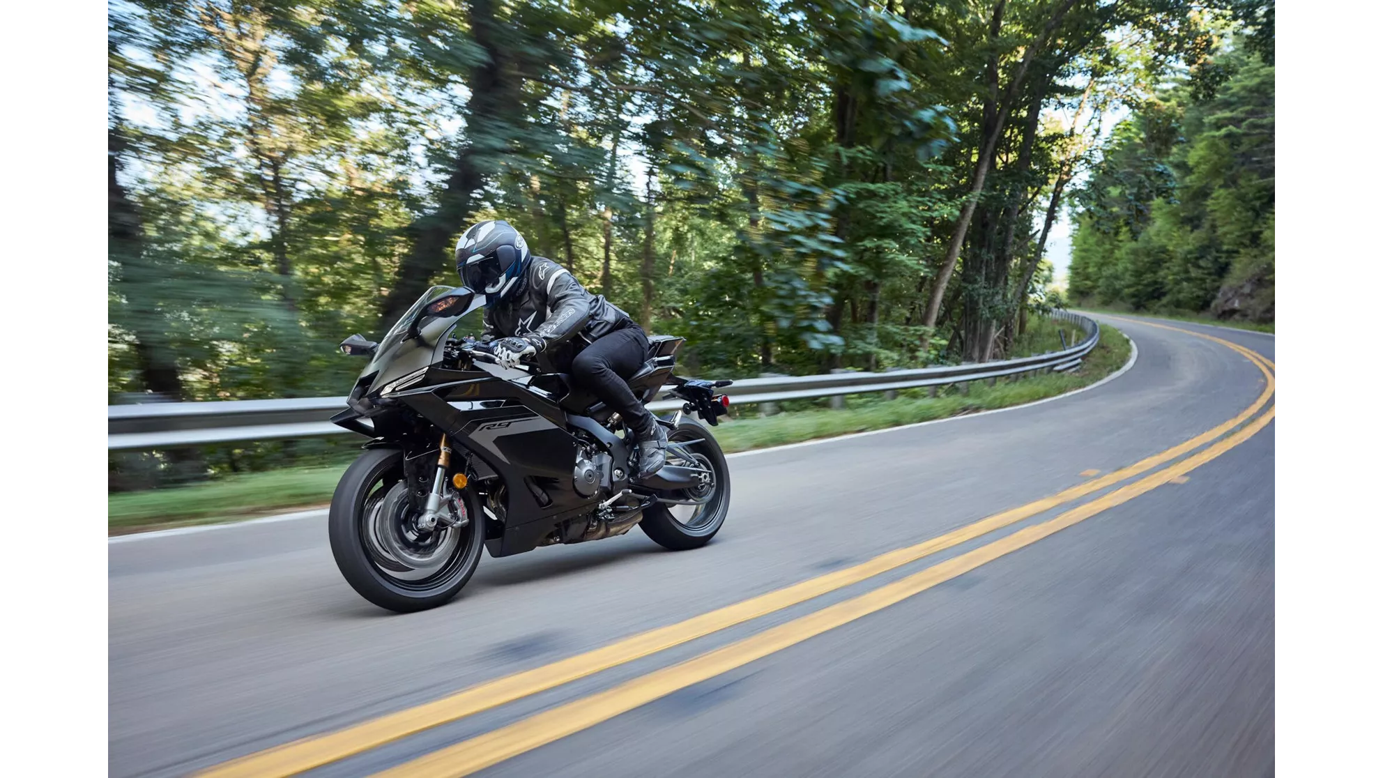 Yamaha R9 - Image 10 Yamaha R9 - Image 10