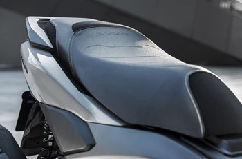 Yamaha NMAX 125 Tech MAX 2025 - Bild 5 Yamaha NMAX 125 Tech MAX 2025 - Bild 5