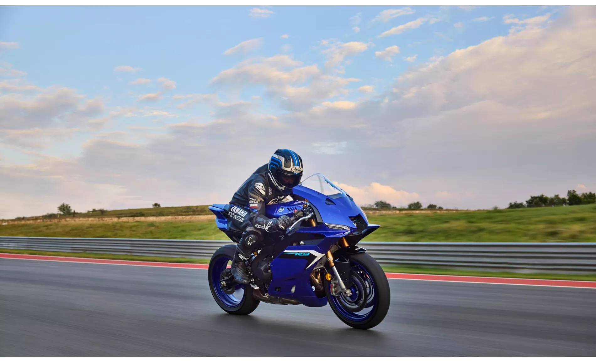 Yamaha R9 35kW 2025 Yamaha R9 35kW 2025