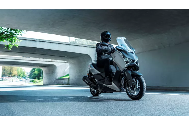Yamaha XMAX 300 Tech MAX+ 2025 Yamaha XMAX 300 Tech MAX+ 2025