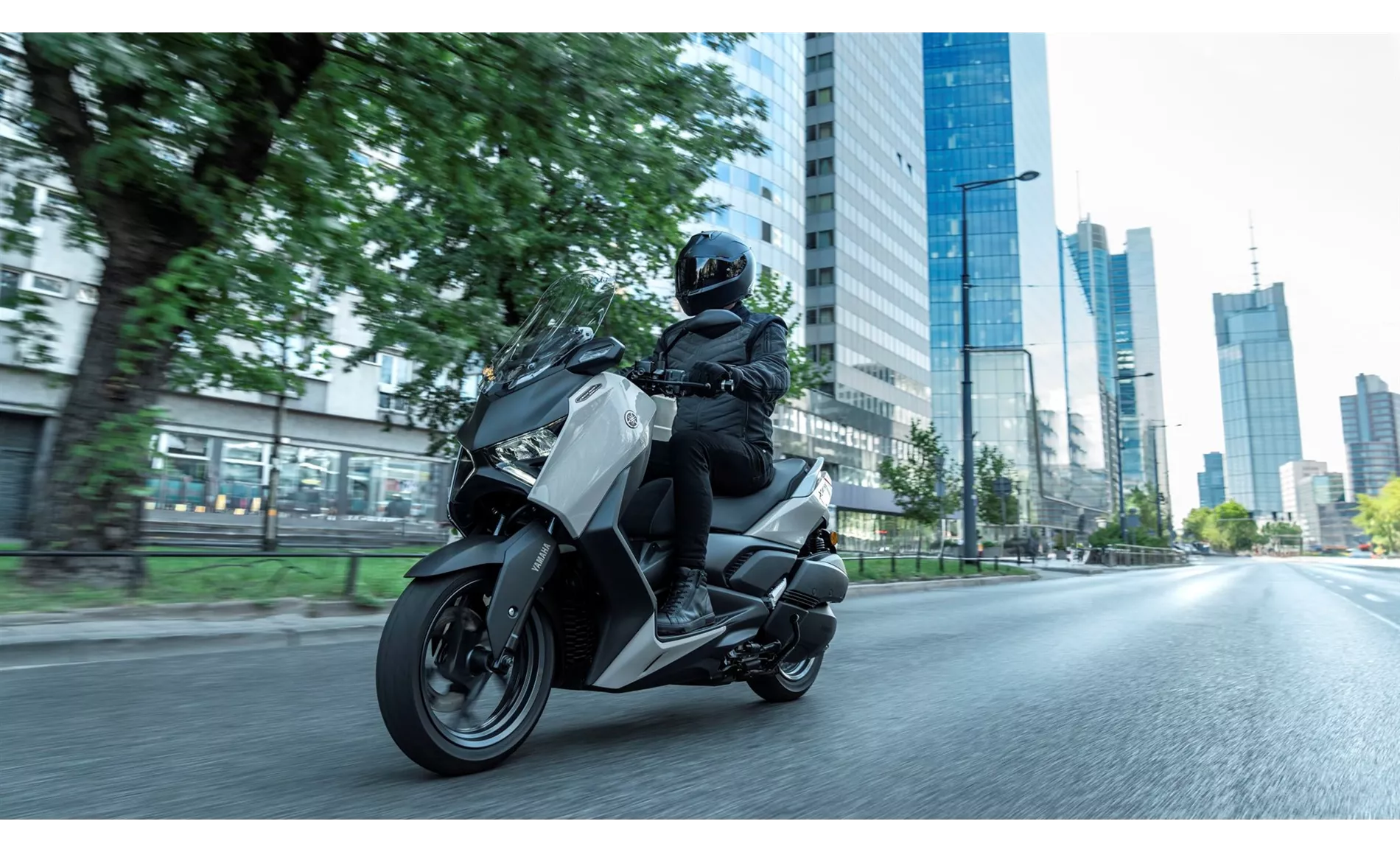 Yamaha XMAX 300 Tech MAX+ 2025 Yamaha XMAX 300 Tech MAX+ 2025