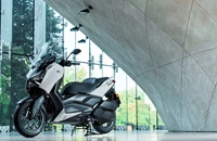 Yamaha XMAX 300 Tech MAX+ 2025 - Bild 15 Yamaha XMAX 300 Tech MAX+ 2025 - Bild 15