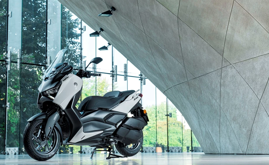 Yamaha XMAX 300 Tech MAX+ Bild 14: Yamaha XMAX 300 Tech MAX+
