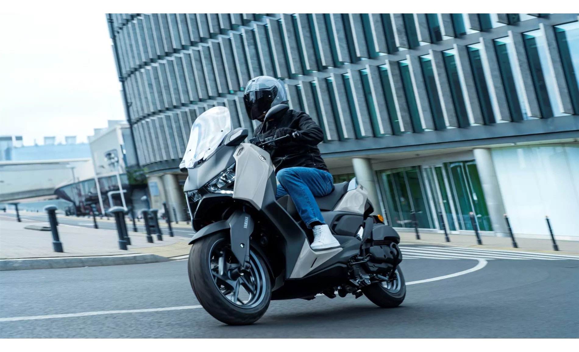 Yamaha XMAX 125 Tech MAX+ 2025 Yamaha XMAX 125 Tech MAX+ 2025