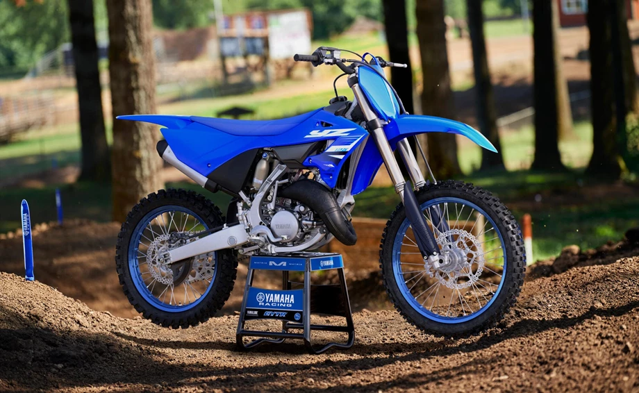 Yamaha YZ125LC Bild 4: Yamaha YZ125LC
