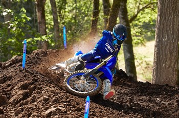 Yamaha YZ125LC 2025 - Bild 11