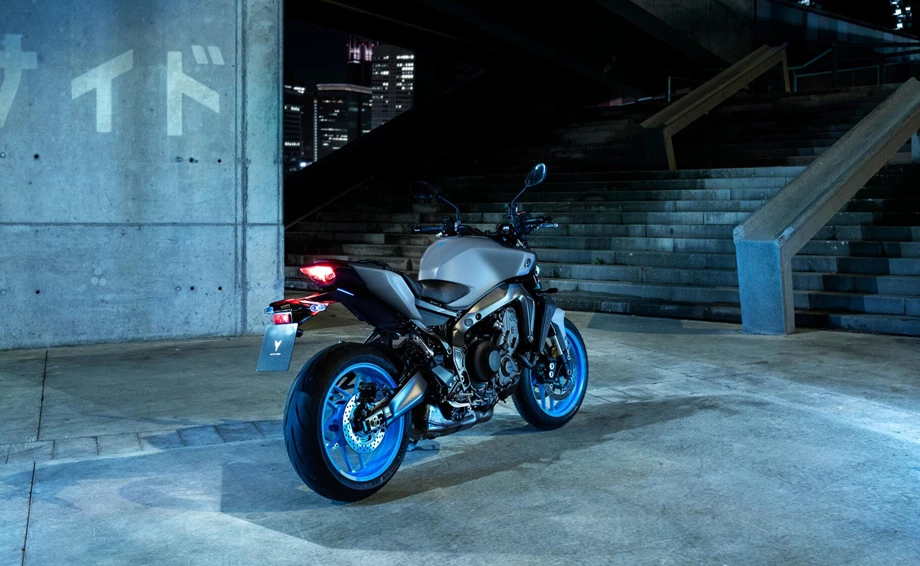 Yamaha MT-09 Bild 7: Yamaha MT-09