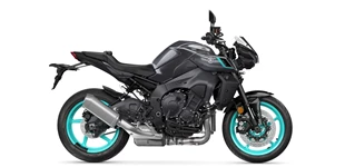 BMW R 1300 GS Adventure 2024 vs Yamaha MT-10 2025 BMW R 1300 GS Adventure 2024 vs Yamaha MT-10 2025