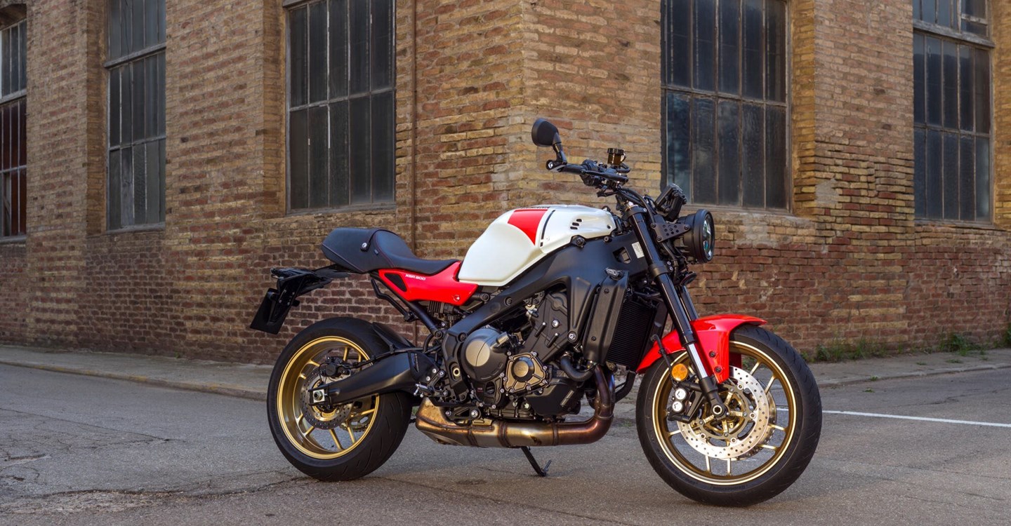 Yamaha XSR900