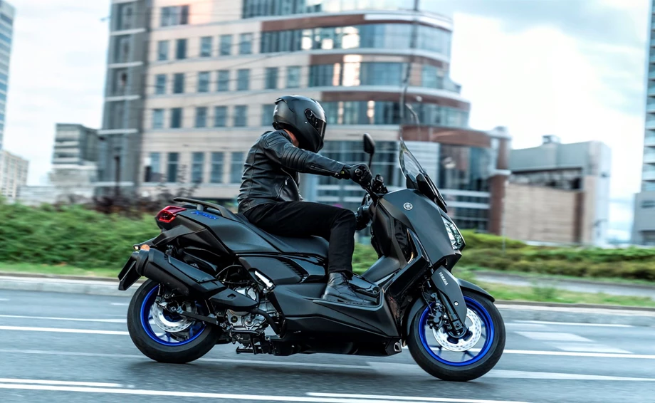 Yamaha XMAX 300 Bild 2: Yamaha XMAX 300