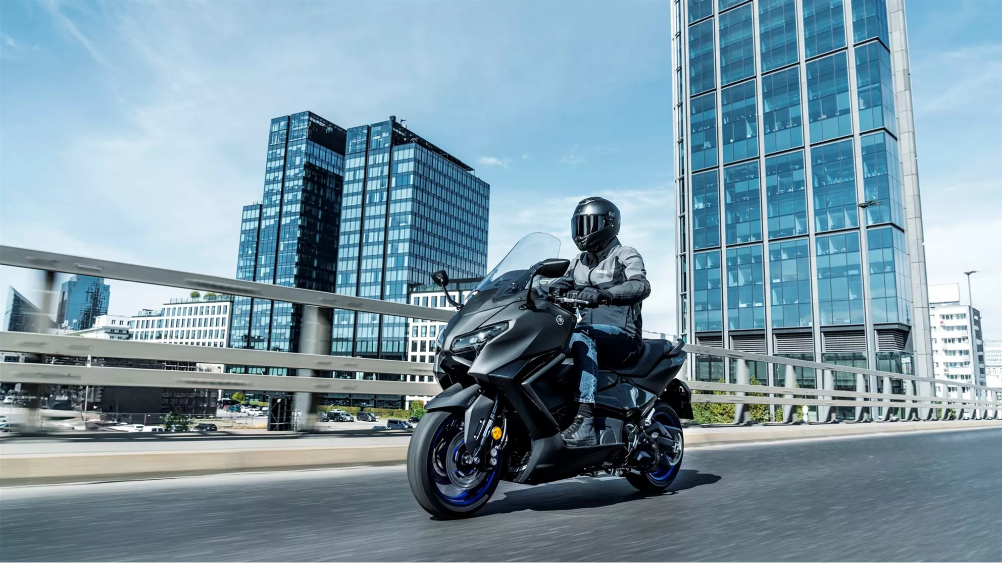 Yamaha TMAX 2025 - Image 110 Yamaha TMAX 2025 - Image 110
