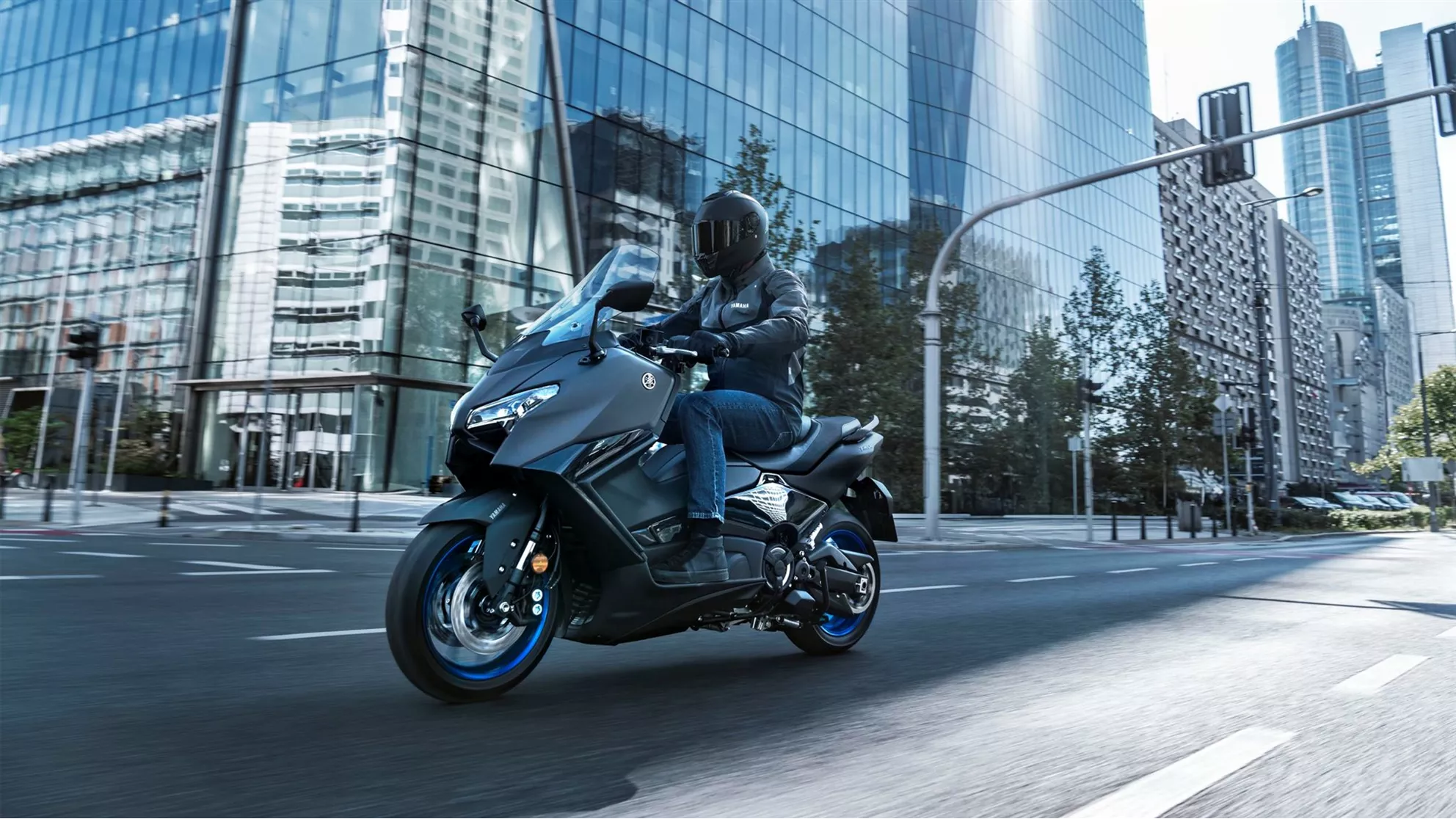 Yamaha TMAX 2025 - Image 112 Yamaha TMAX 2025 - Image 112