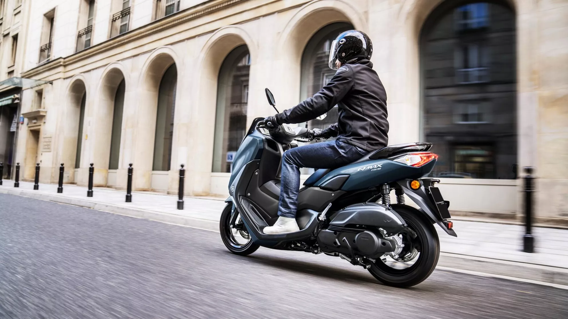 Yamaha NMAX 155 - Image 12 Yamaha NMAX 155 - Image 12