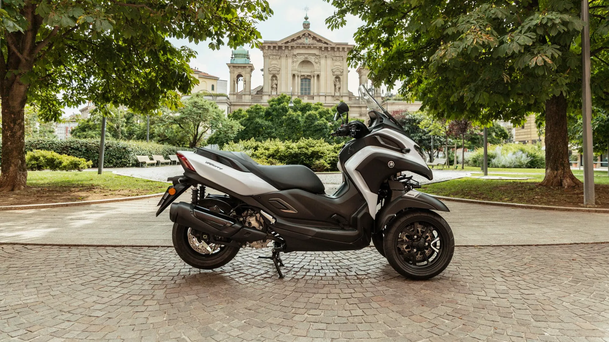 Yamaha Tricity 300 - Image 9 Yamaha Tricity 300 - Image 9