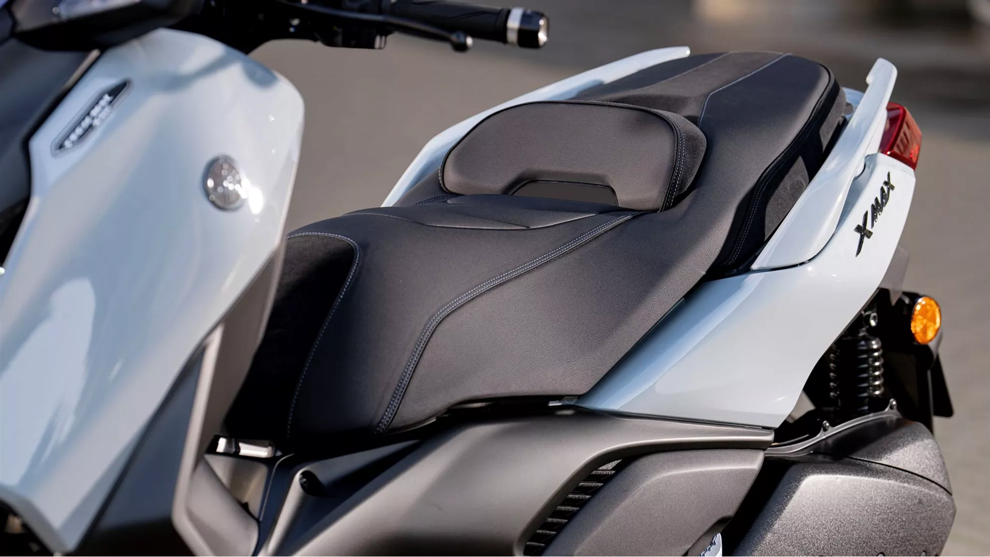Yamaha XMAX 300 Tech MAX - Image 7 Yamaha XMAX 300 Tech MAX - Image 7