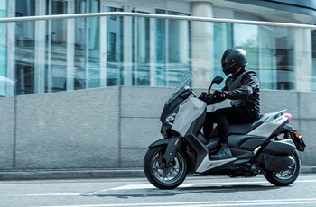 Yamaha XMAX 300 Tech MAX 2025 - Bild 15 Yamaha XMAX 300 Tech MAX 2025 - Bild 15