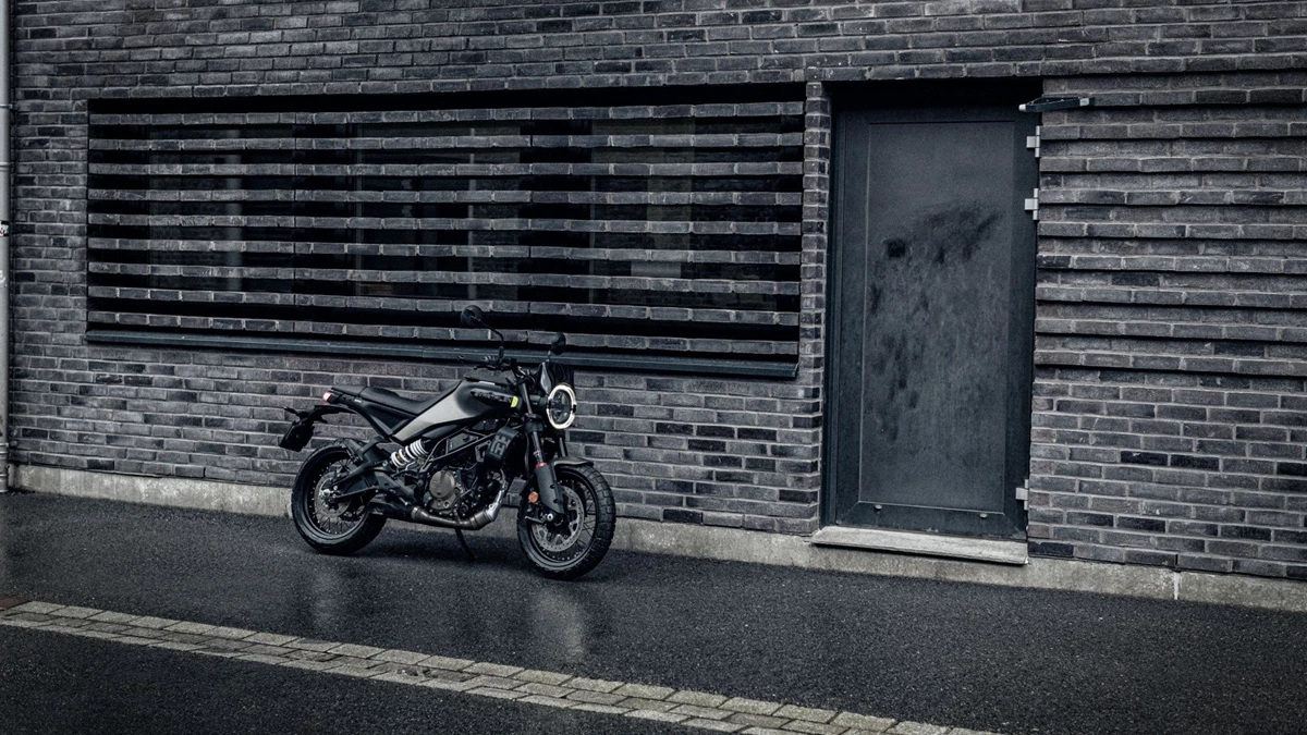 Husqvarna Svartpilen 125 Bild 7: Husqvarna Svartpilen 125