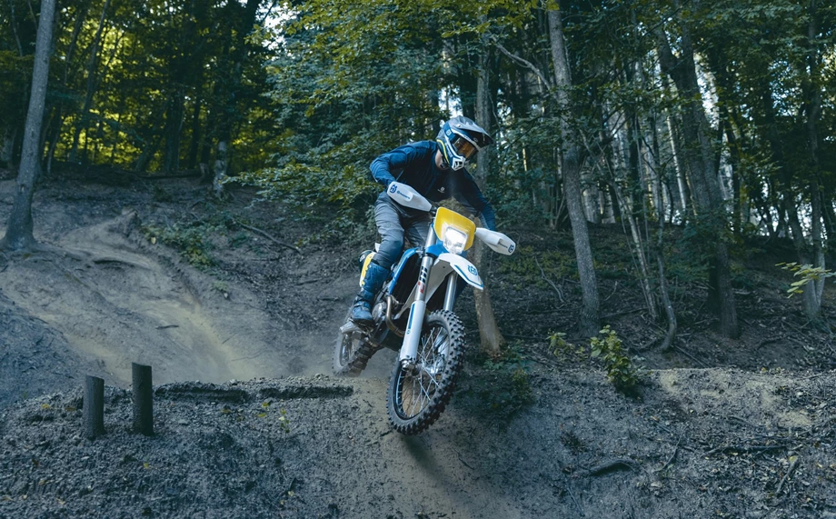 Husqvarna FE 350 Heritage Bild 9: Husqvarna FE 350 Heritage