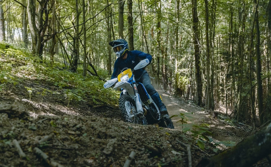 Husqvarna FE 350 Heritage Bild 11: Husqvarna FE 350 Heritage