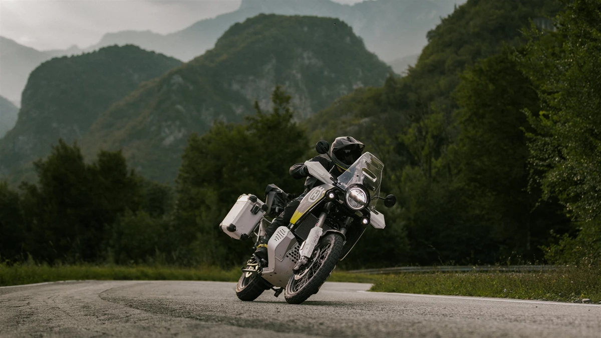 Husqvarna Norden 901 Expedition Bild 5: Husqvarna Norden 901 Expedition