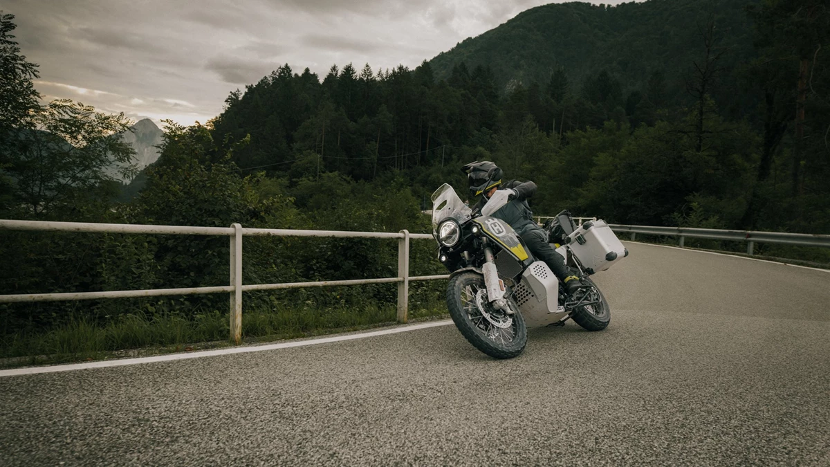 Husqvarna Norden 901 Expedition Bild 9: Husqvarna Norden 901 Expedition