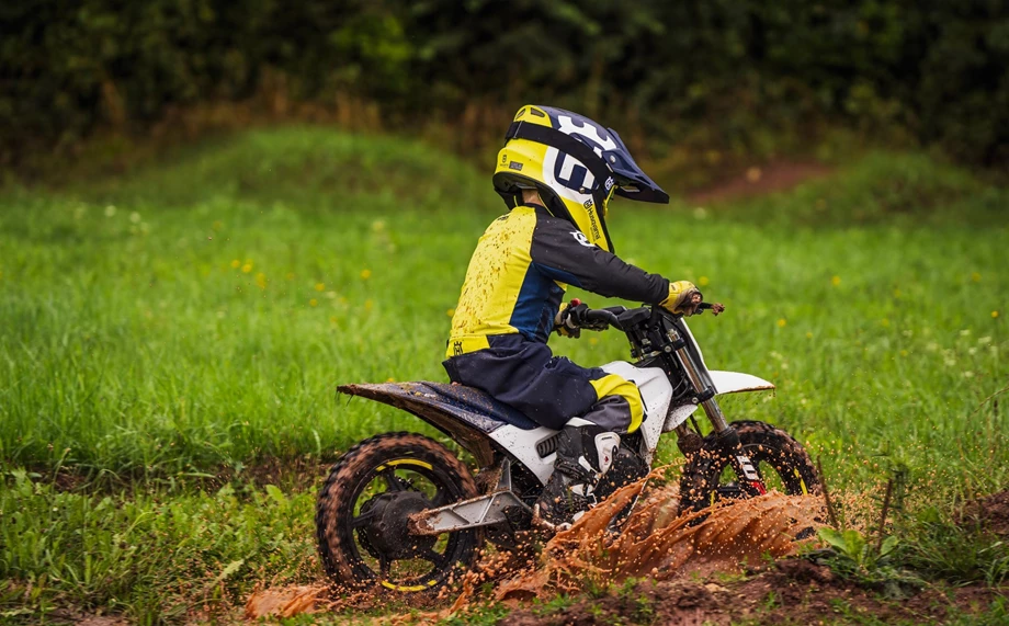 Husqvarna EE 2 Bild 8: Husqvarna EE 2