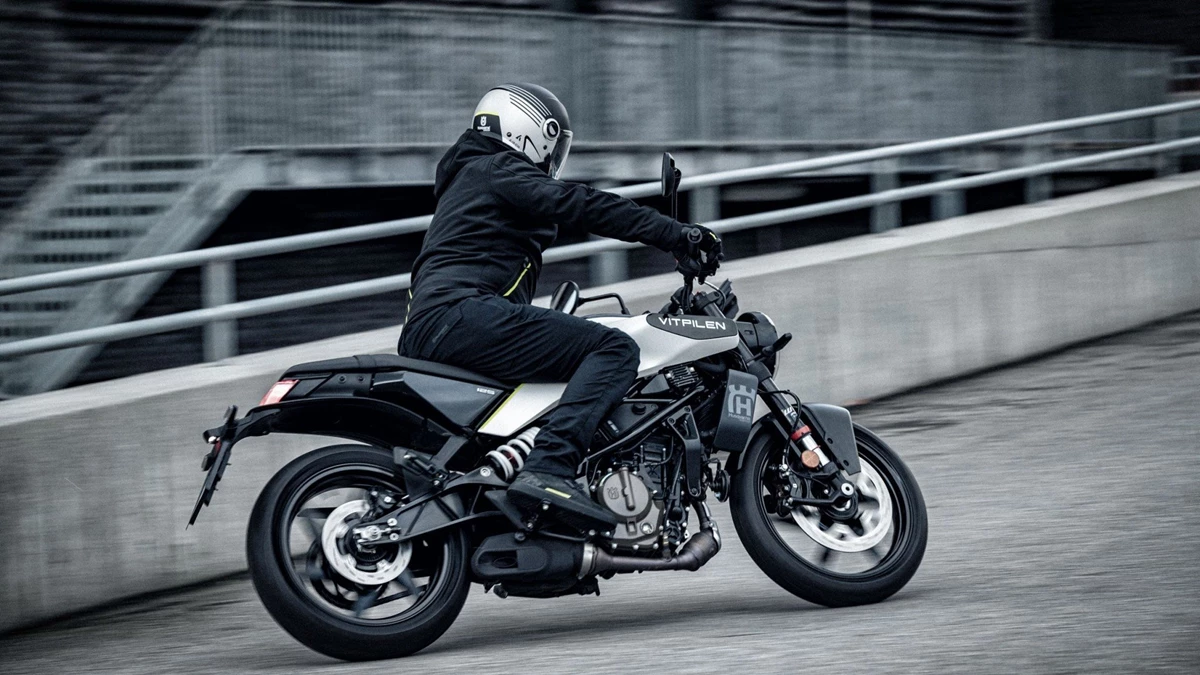 Husqvarna Vitpilen 125 Bild 7: Husqvarna Vitpilen 125