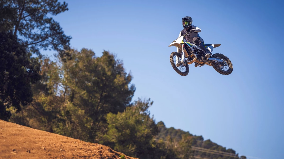 Husqvarna TC 300 Bild 2: Husqvarna TC 300