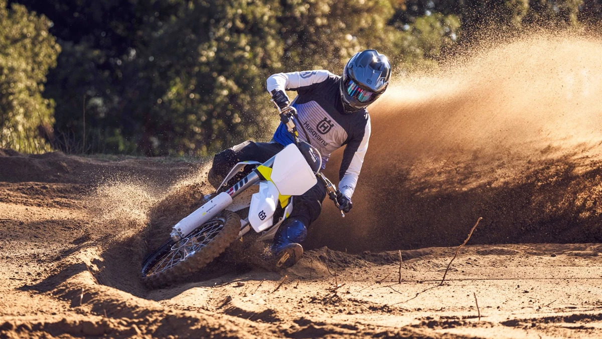 Husqvarna TC 300 Bild 10: Husqvarna TC 300