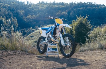 Husqvarna TC 300 Heritage 2025 - Bild 6