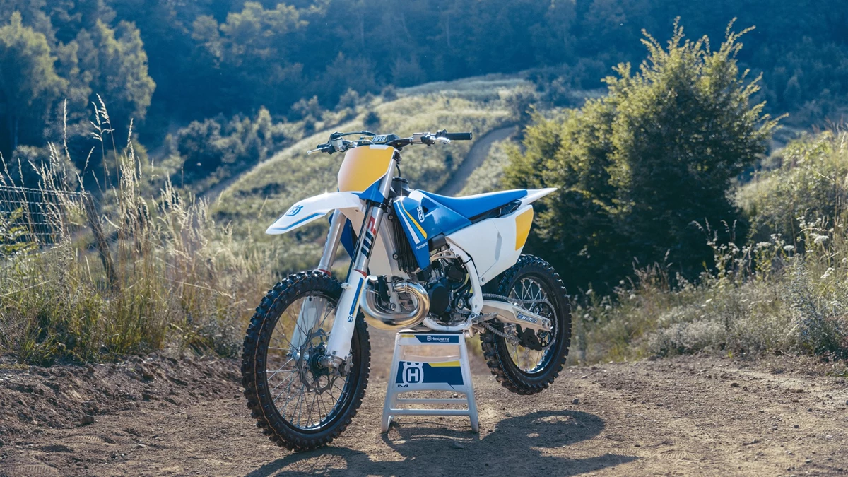 Husqvarna TC 300 Heritage Bild 9: Husqvarna TC 300 Heritage