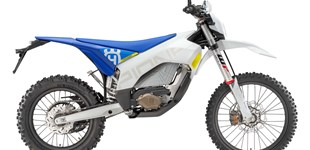 Husqvarna Pioneer 2025 vs Honda VT 125 Shadow 2005