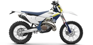 Husqvarna TE 300 2025 vs KTM 300 EXC TPI 2021 Husqvarna TE 300 2025 vs KTM 300 EXC TPI 2021