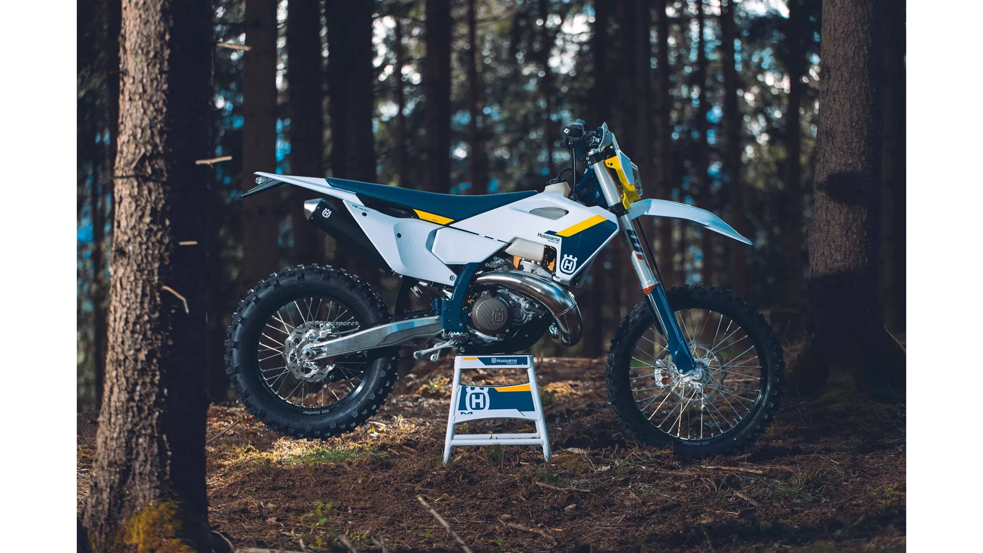 Husqvarna TE 300 - Image 3 Husqvarna TE 300 - Image 3