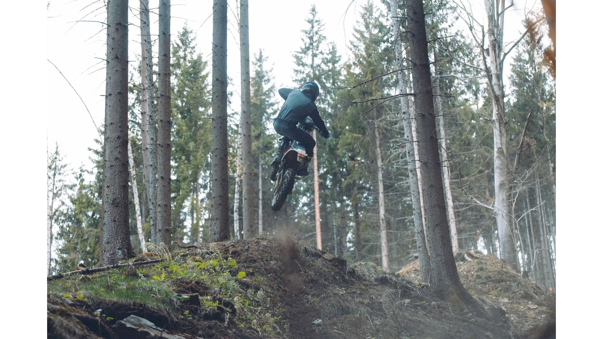 Husqvarna TE 300 - Image 5 Husqvarna TE 300 - Image 5