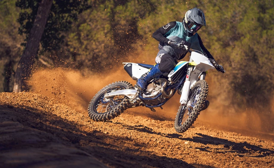 Husqvarna FC 450 Bild 2: Husqvarna FC 450