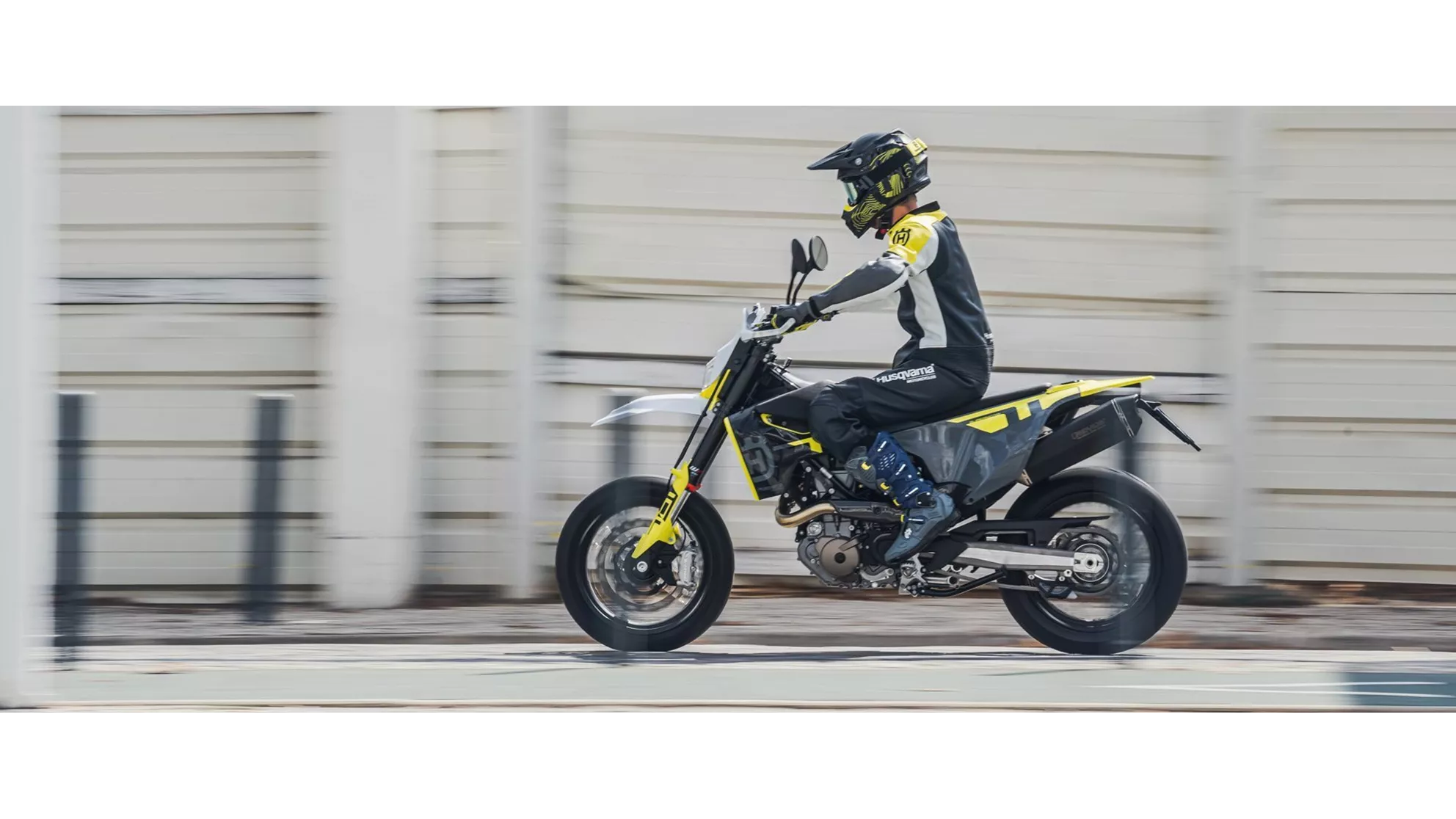 Husqvarna 701 Supermoto - Immagine 1 Husqvarna 701 Supermoto - Immagine 1