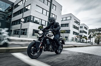 Husqvarna Svartpilen 401 2025 - Bild 7 Husqvarna Svartpilen 401 2025 - Bild 7
