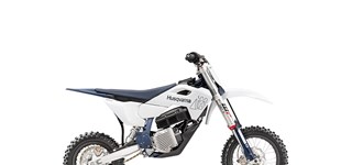 Husqvarna EE 5 2023 vs Husqvarna EE 5 2025