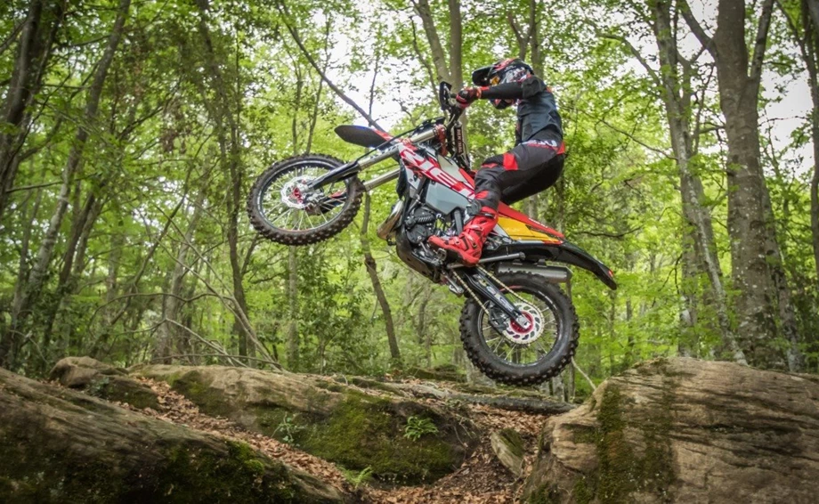 Rieju MR PRO Bild 9: Rieju MR PRO
