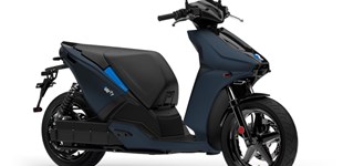 Rieju Ray 7.7 2025 vs Seat MO eScooter 125 2021